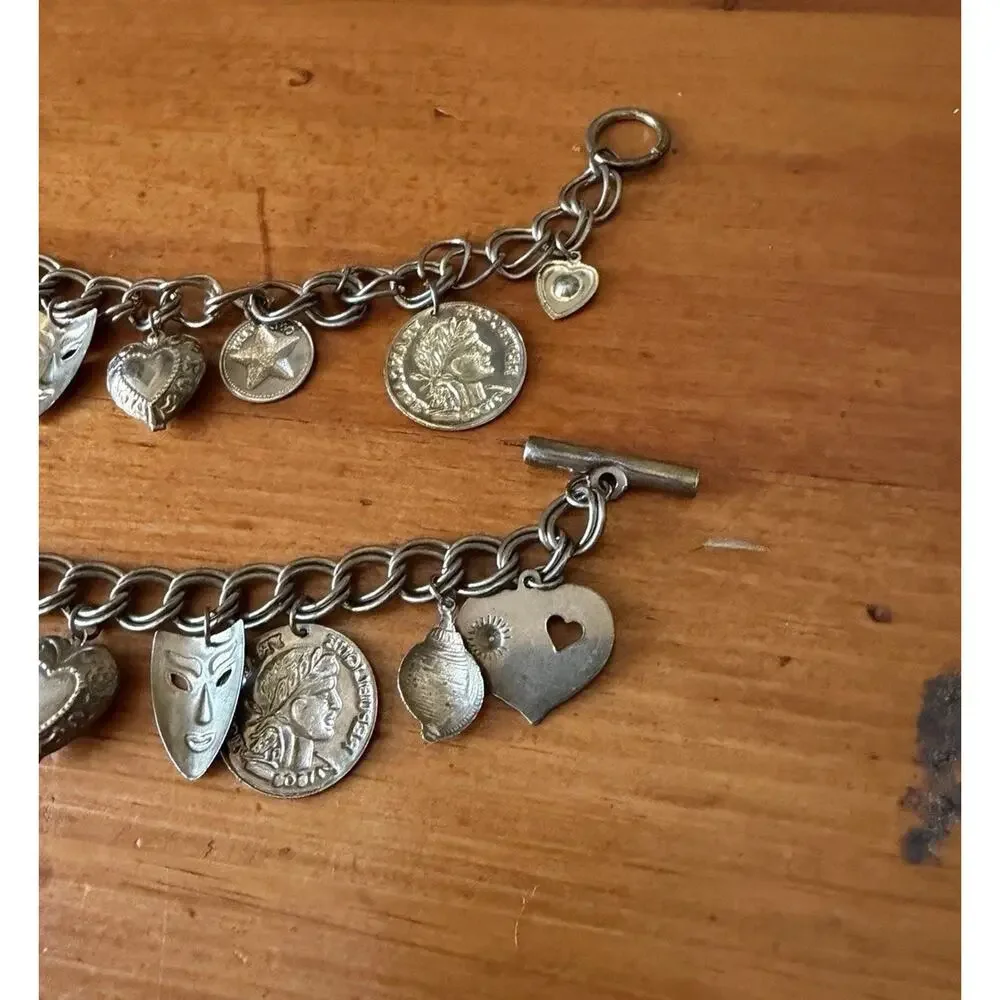 Unbranded unique set